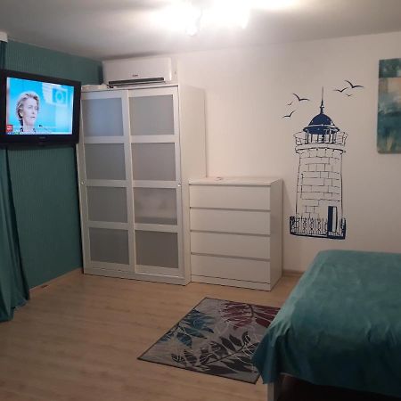 Garsoniera Oana Langa Plaja Mangalia Apartment Ngoại thất bức ảnh